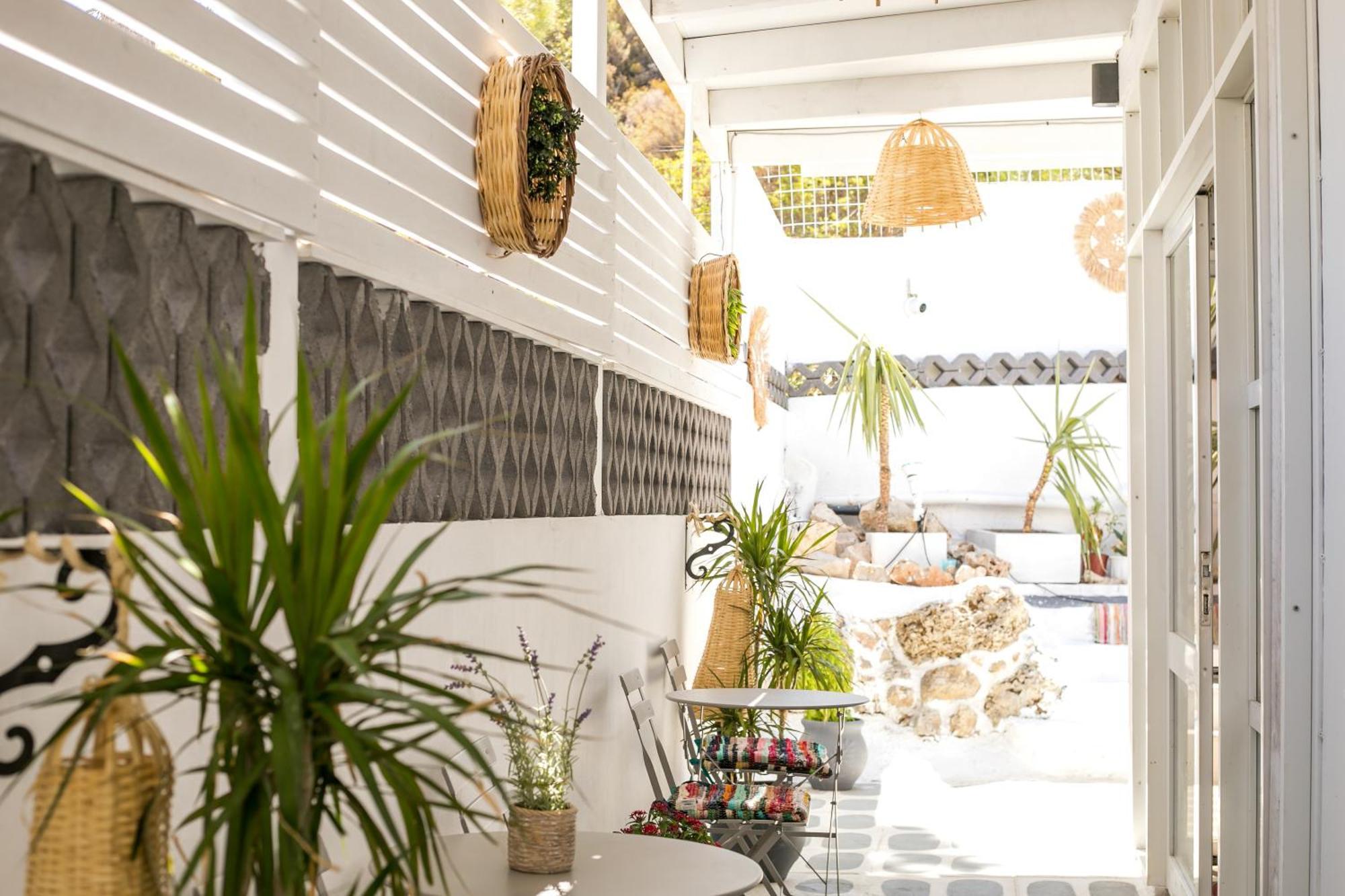 Casa Mikele By Sarikas - Sea Side Suites And Studios -Adults Only Faliraki Eksteriør bilde