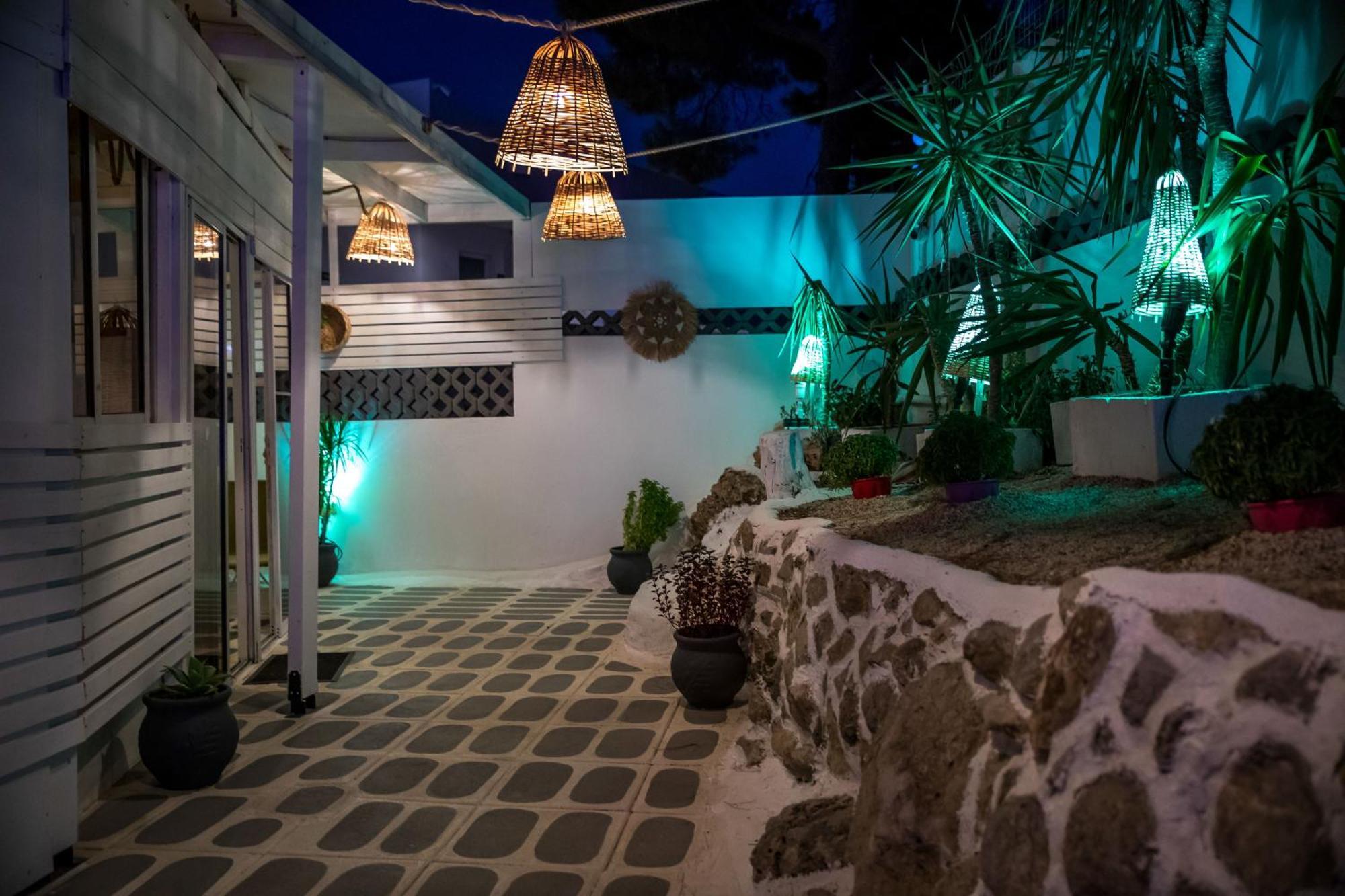 Casa Mikele By Sarikas - Sea Side Suites And Studios -Adults Only Faliraki Eksteriør bilde