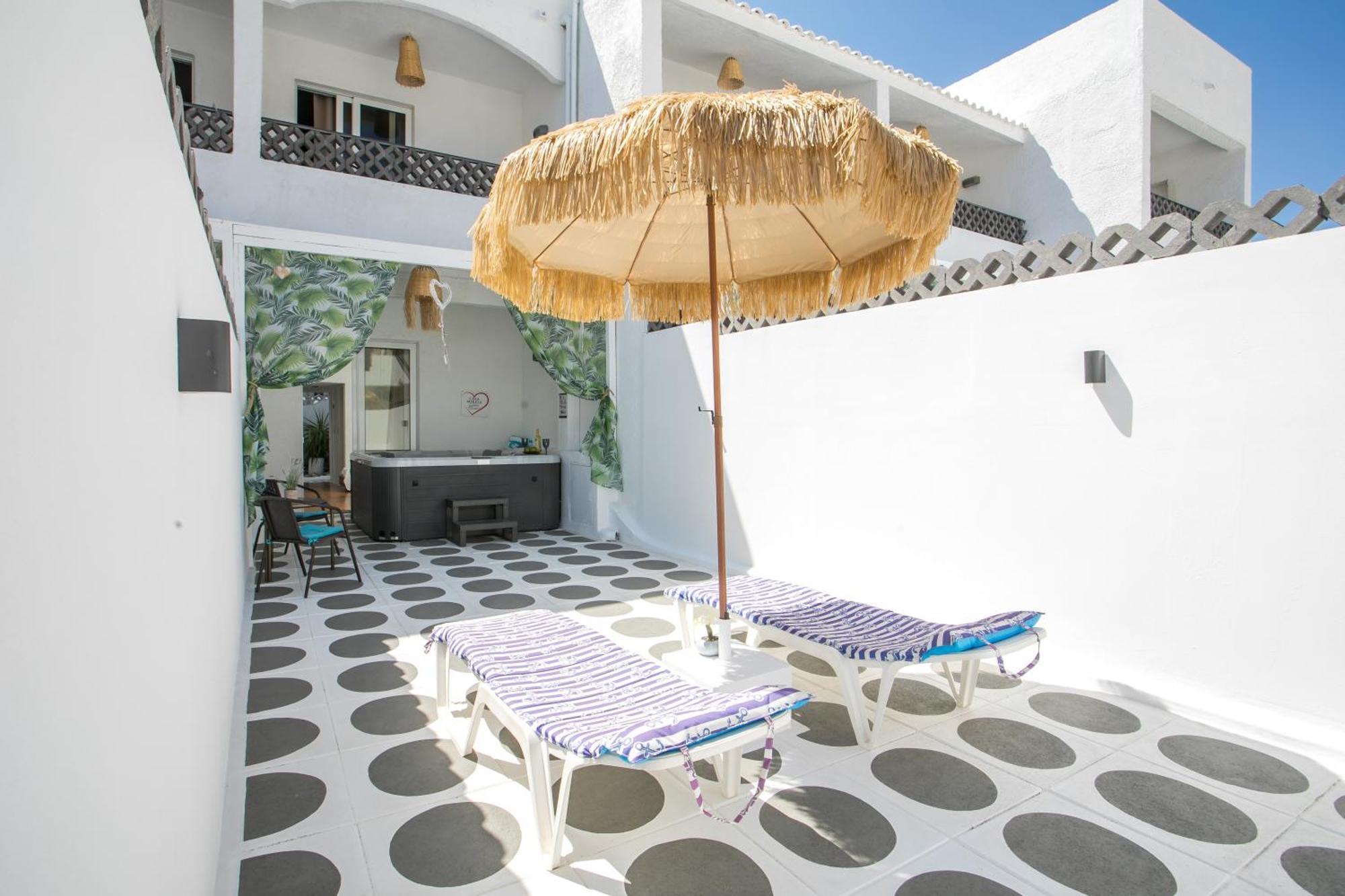 Casa Mikele By Sarikas - Sea Side Suites And Studios -Adults Only Faliraki Eksteriør bilde